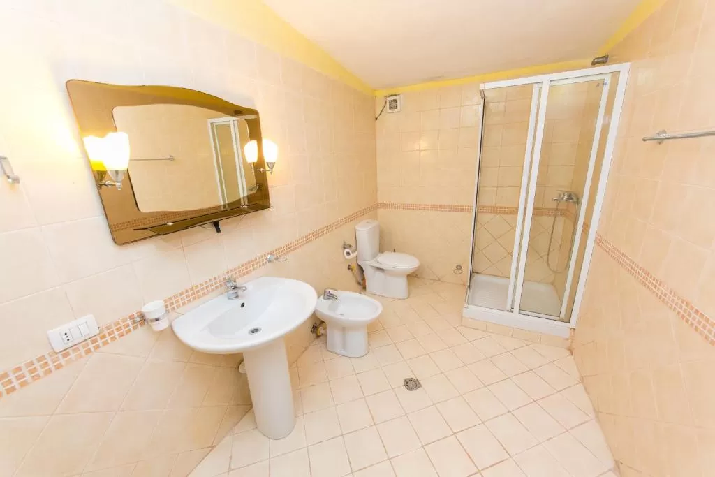 Kolaveri Resort - main bldg TRPL room.jpg